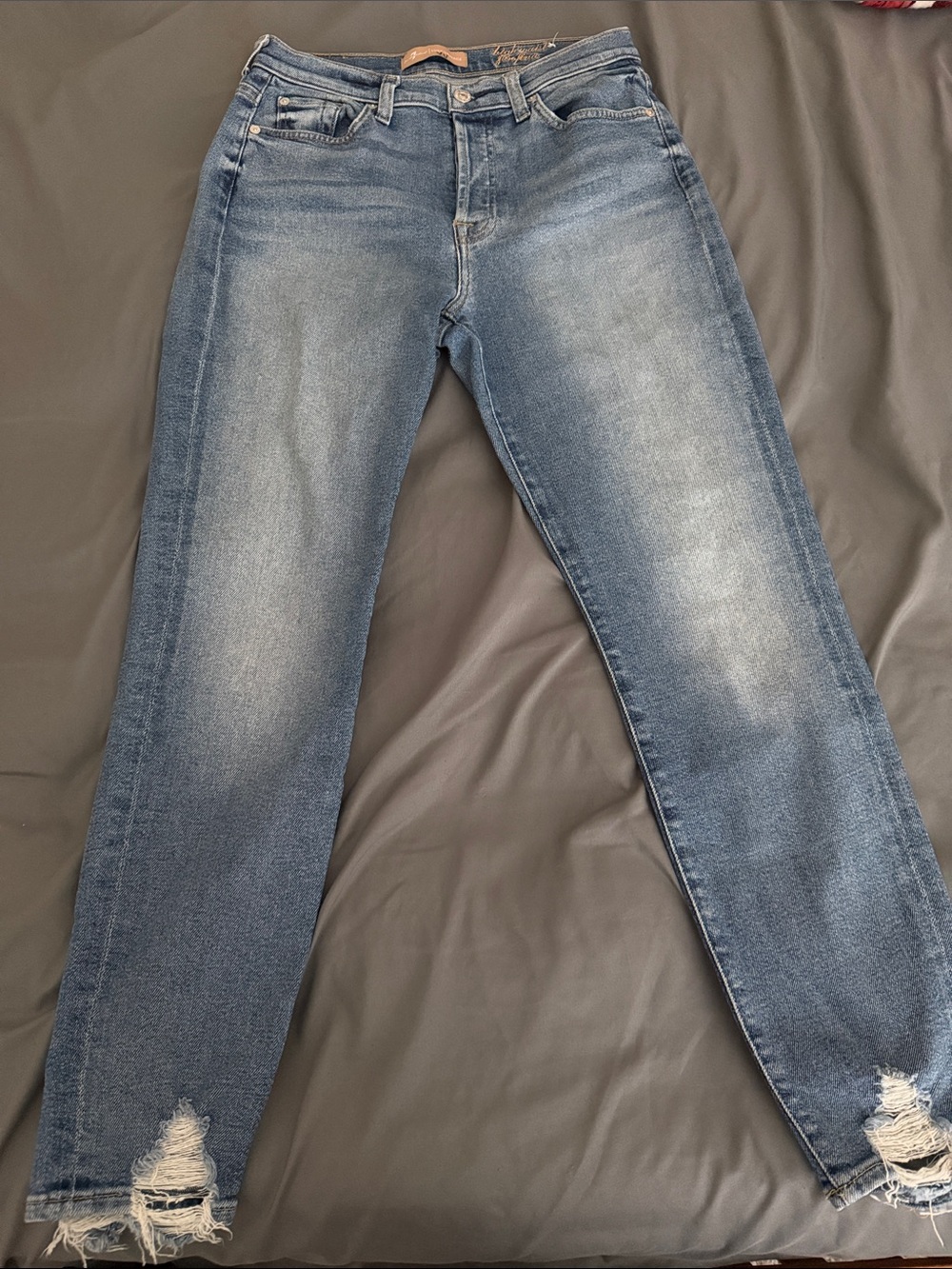 Light Wash Distressed Hem Straight Jeans